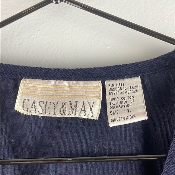 Casey and Max Navy Embroidered Vest Size L - Picture 4 of 9